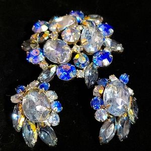 Vintage Blue Aurora Borealis Rhinestone Brooch Pendant Earrings Juliana style